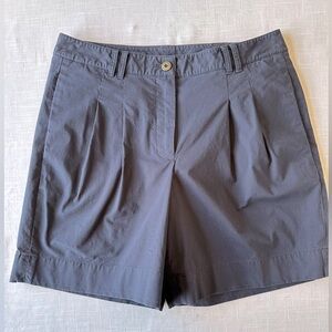 BROOKS BROTHERS ladies size 6 navy shorts, pleated EUC